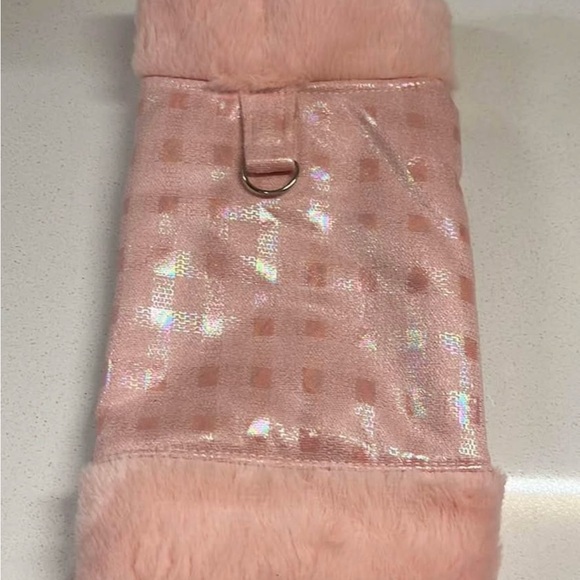 Pink dog clothes - Picture 4 of 5
